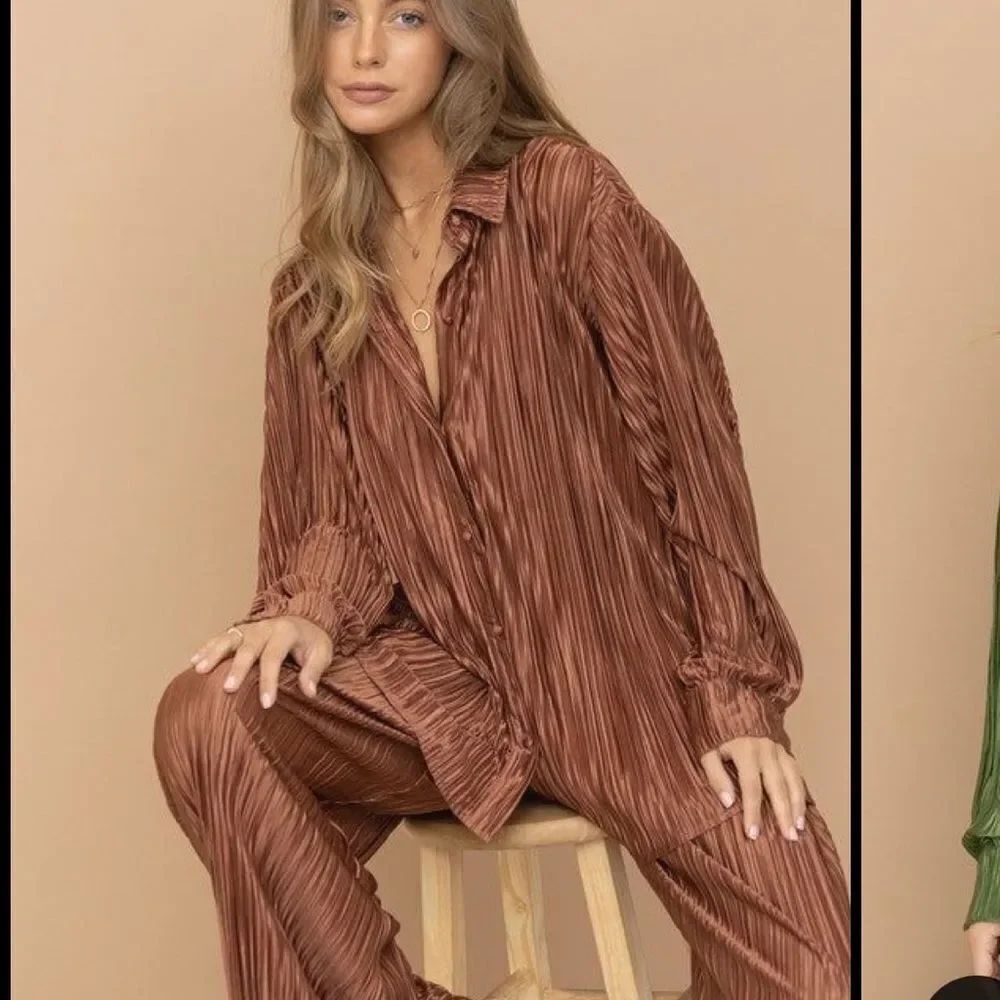 Brown Ribbed Two-Piece Lounge Set